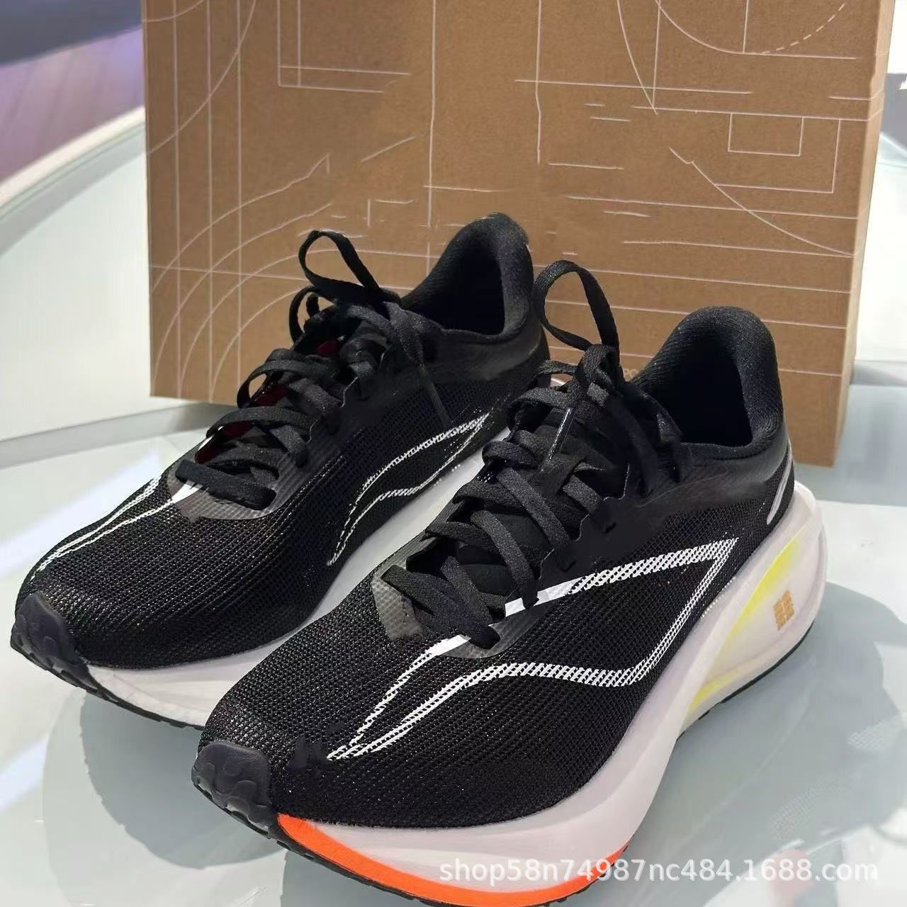 New Ultra-light Men's Sports S - Men'S Training Shoes review and price