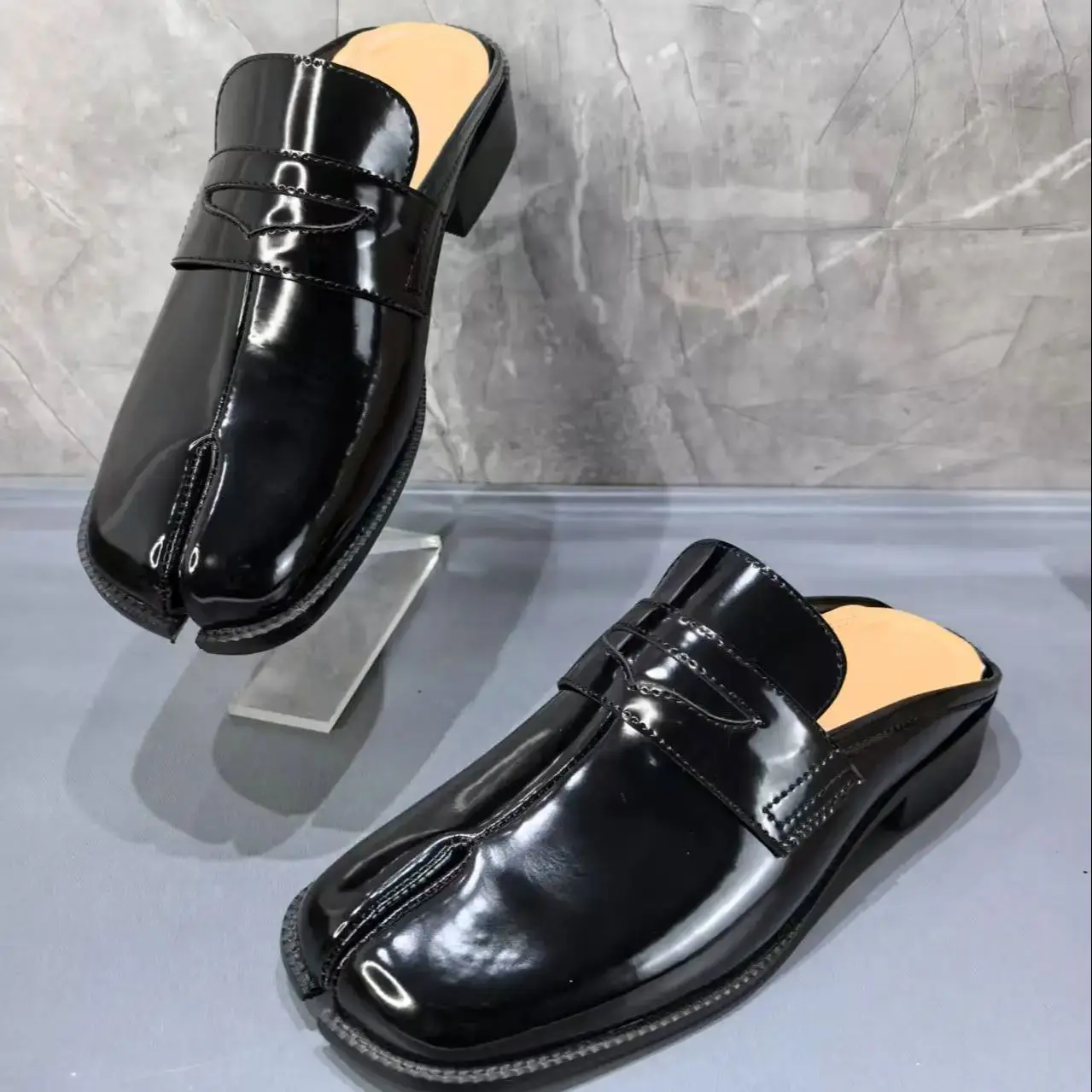Split Toe Tabi Men's Slippers  - Men Shoes Brand review and price